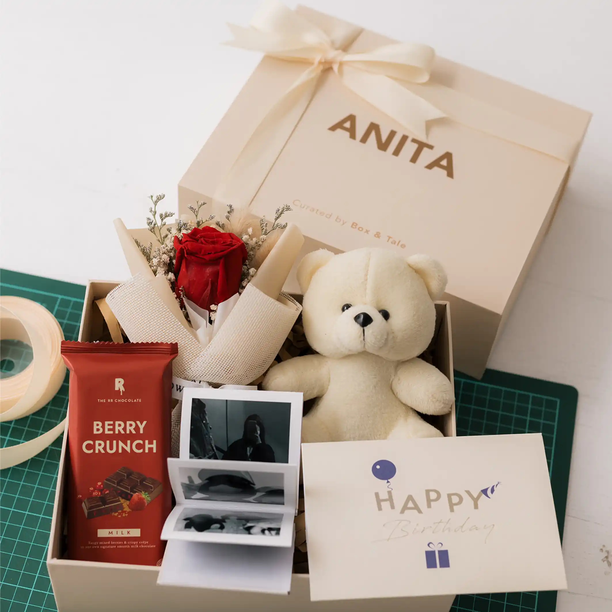 Build a Box - Kado Ulang Tahun, Pernikahan